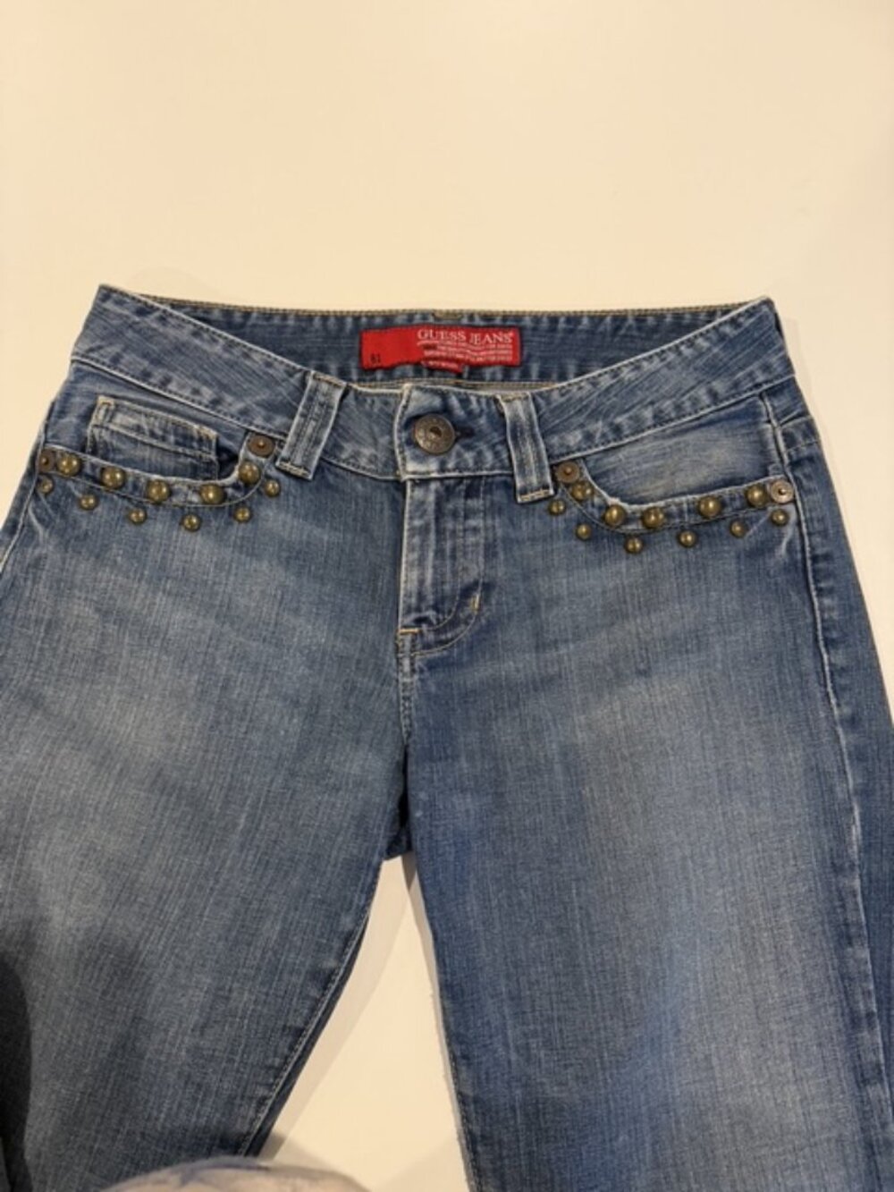 Guess brand jeans with western style rivet detailing - Picture 2 of 12